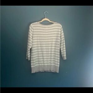 GAP gray, and light teal striped 3/4 length armed sweater size women’s XXL‎